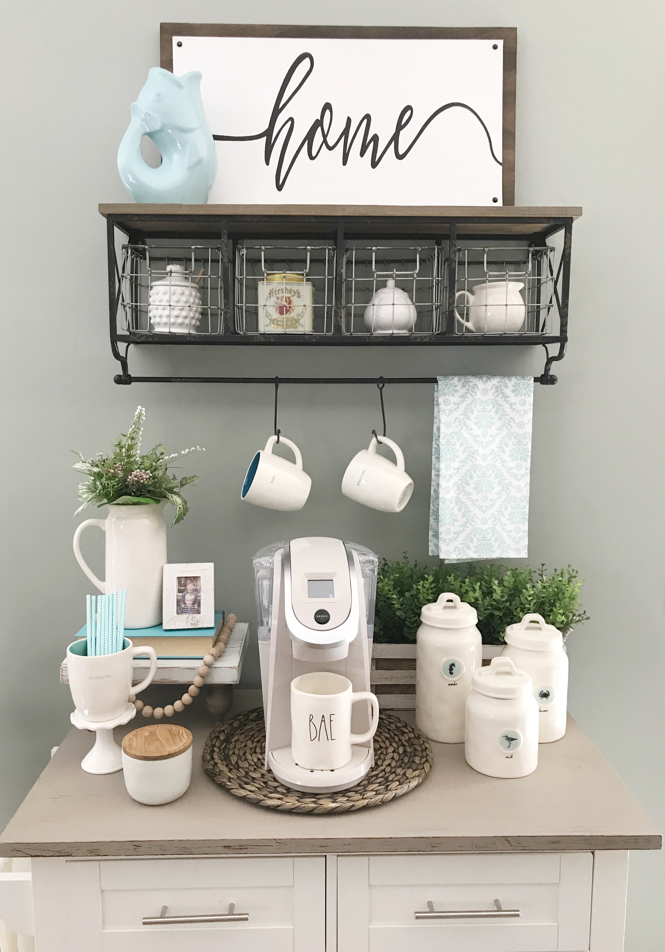 What's Inside My Coffee Bar? • Robyn's Southern Nest