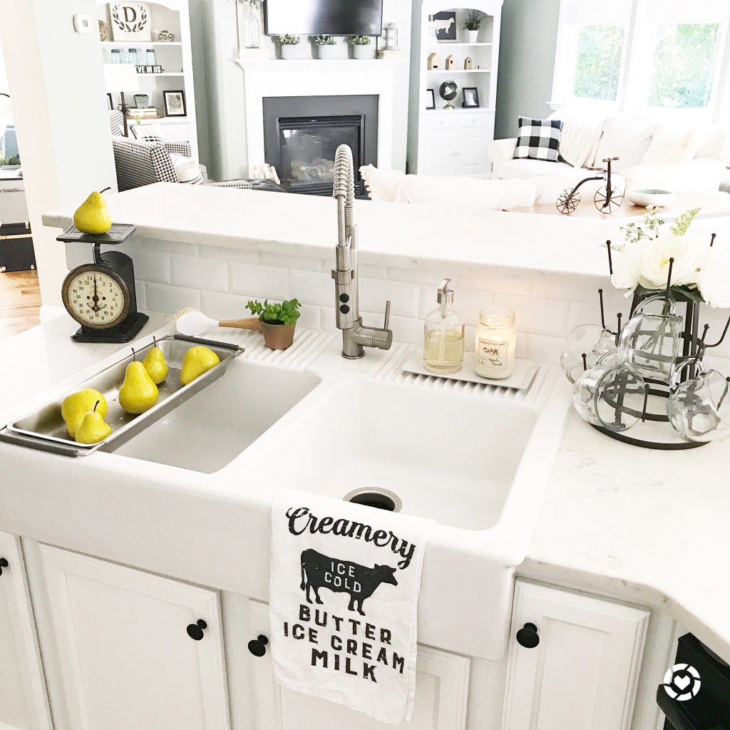 Robyn's Southern Nest - Styled Sink