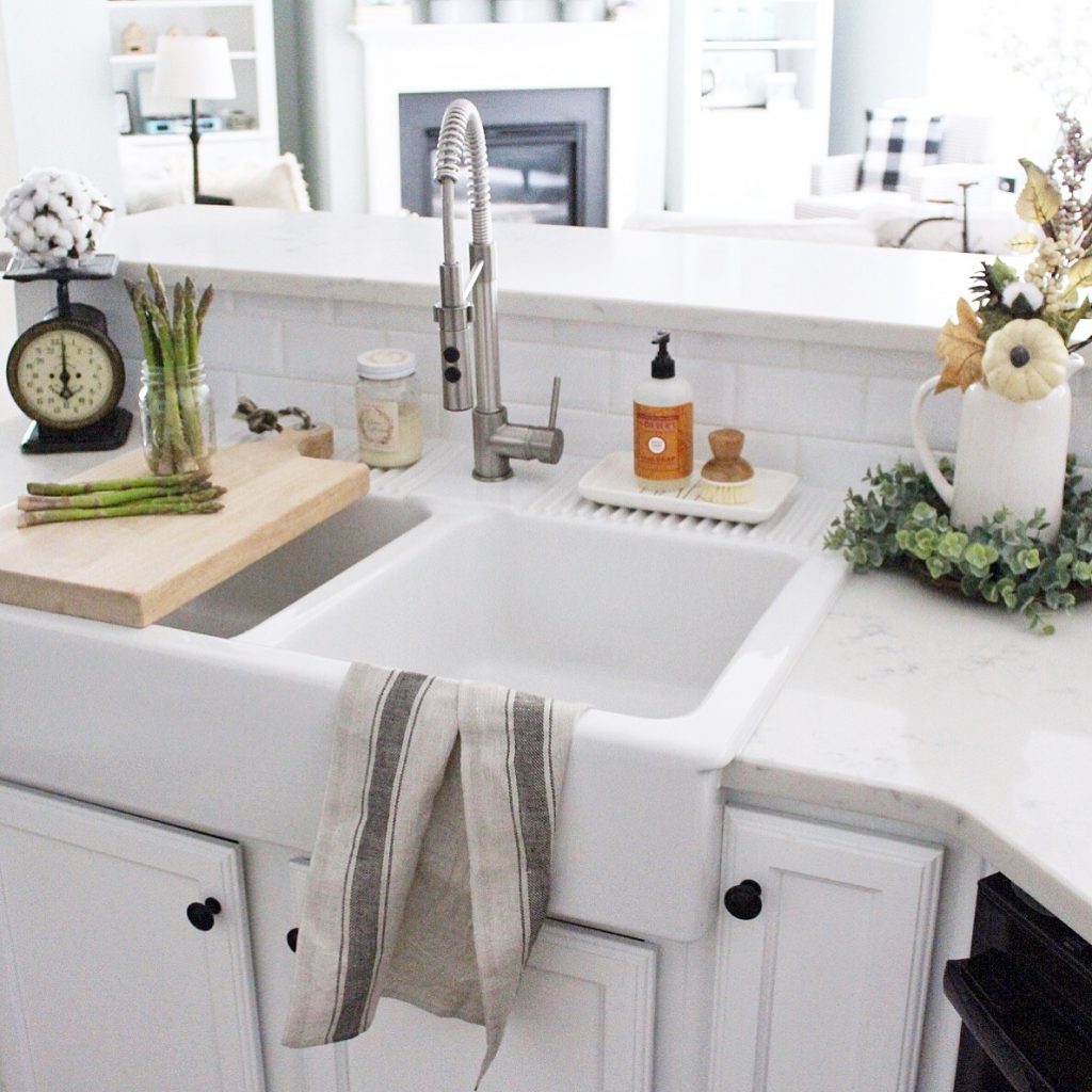 Robyn's Southern Nest - Styled Sink