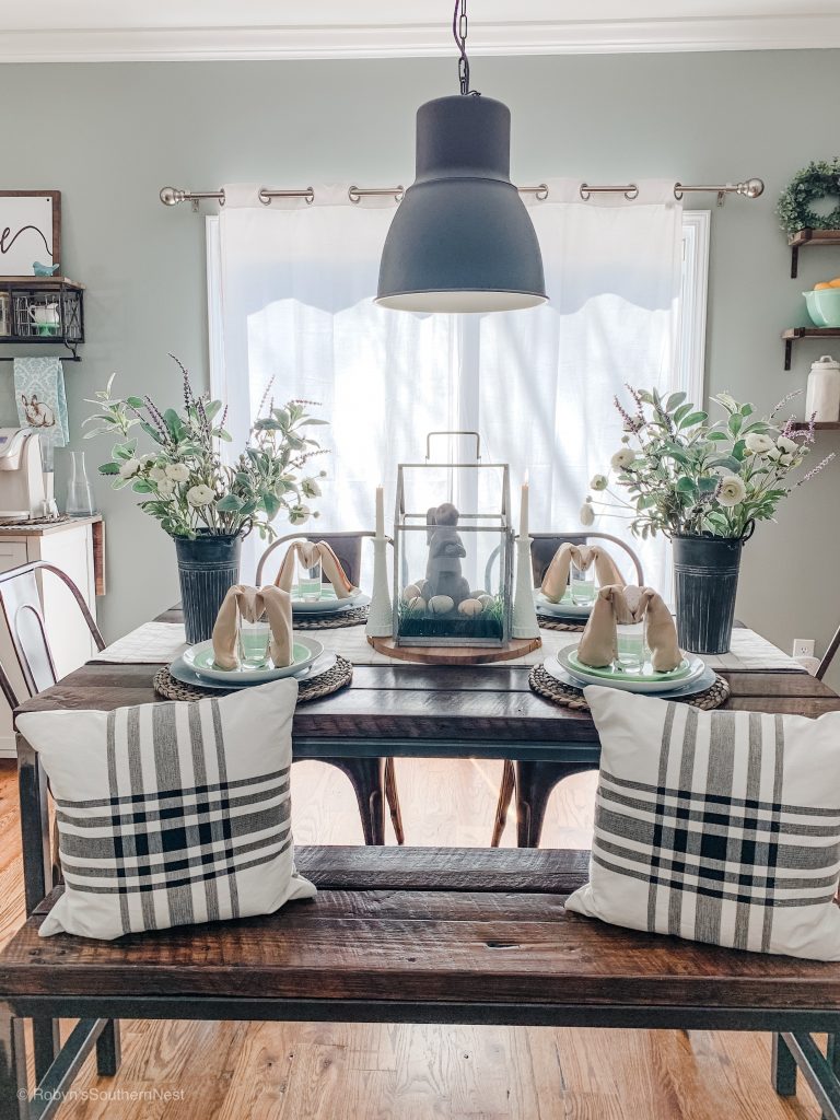 Robyn's Southern Nest - Easter Tablescape