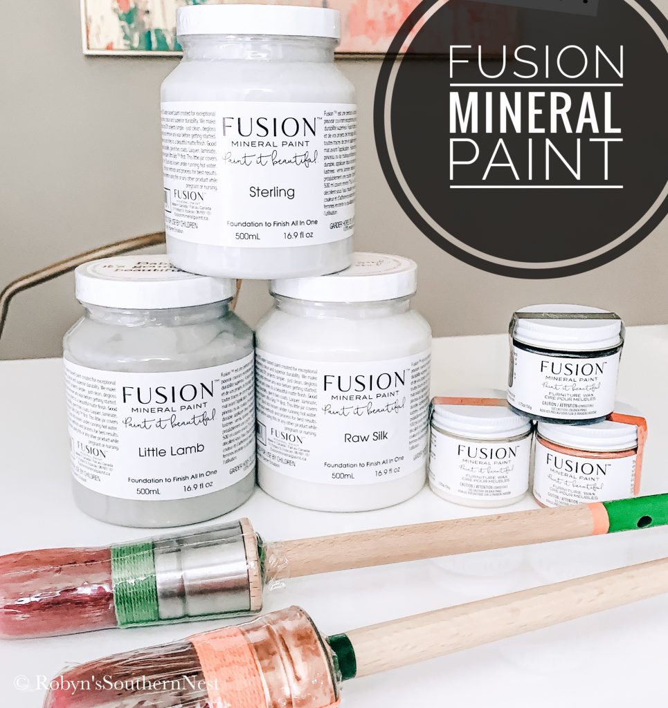 Robyn's Southern Nest - Fusion Mineral Paint Dresser