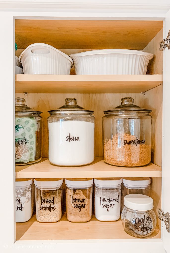 An Easy Way to Organize Your Pantry • Robyn's Southern Nest