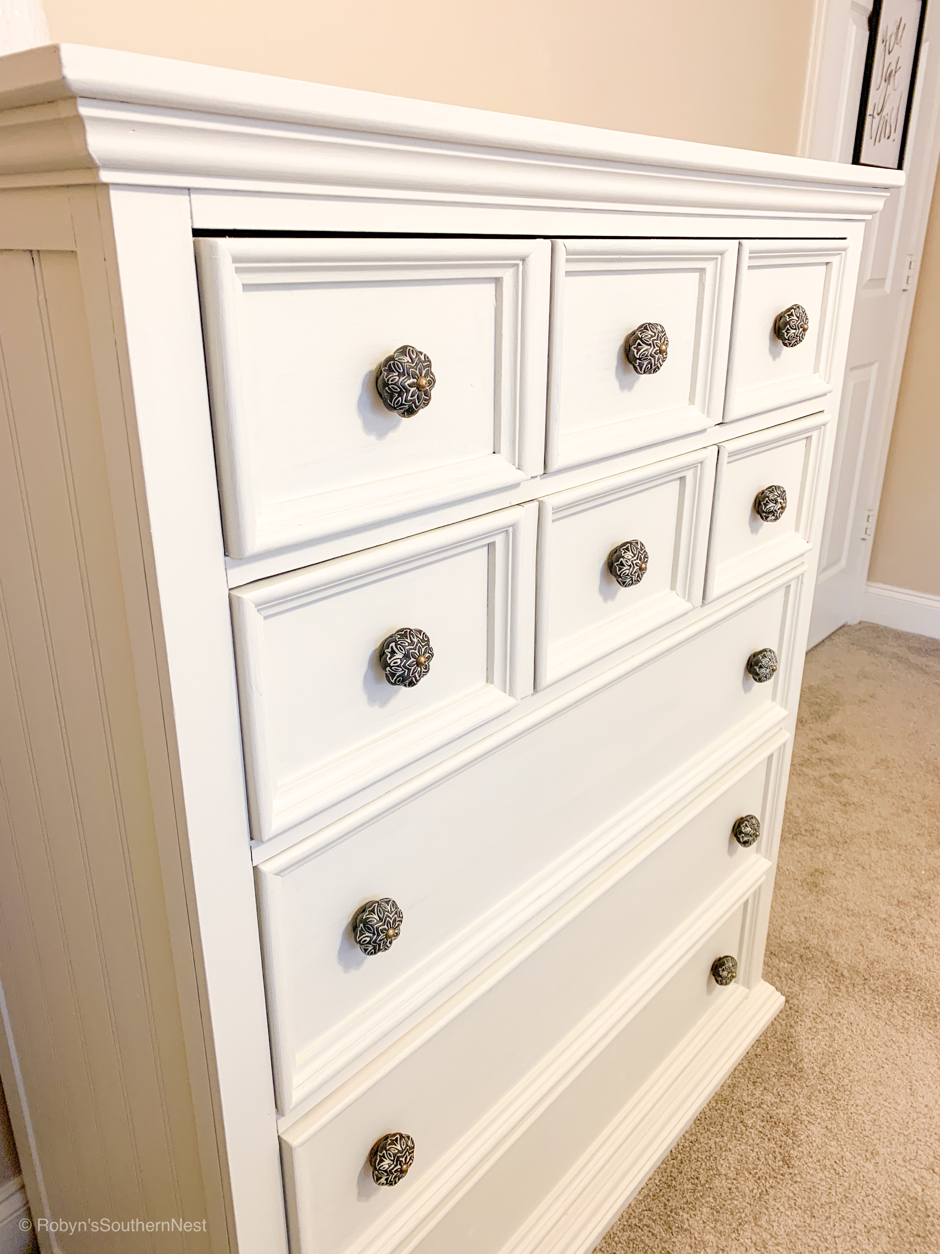 Dresser Update with Fusion Mineral Paint Using Raw Silk • Robyn's Southern  Nest