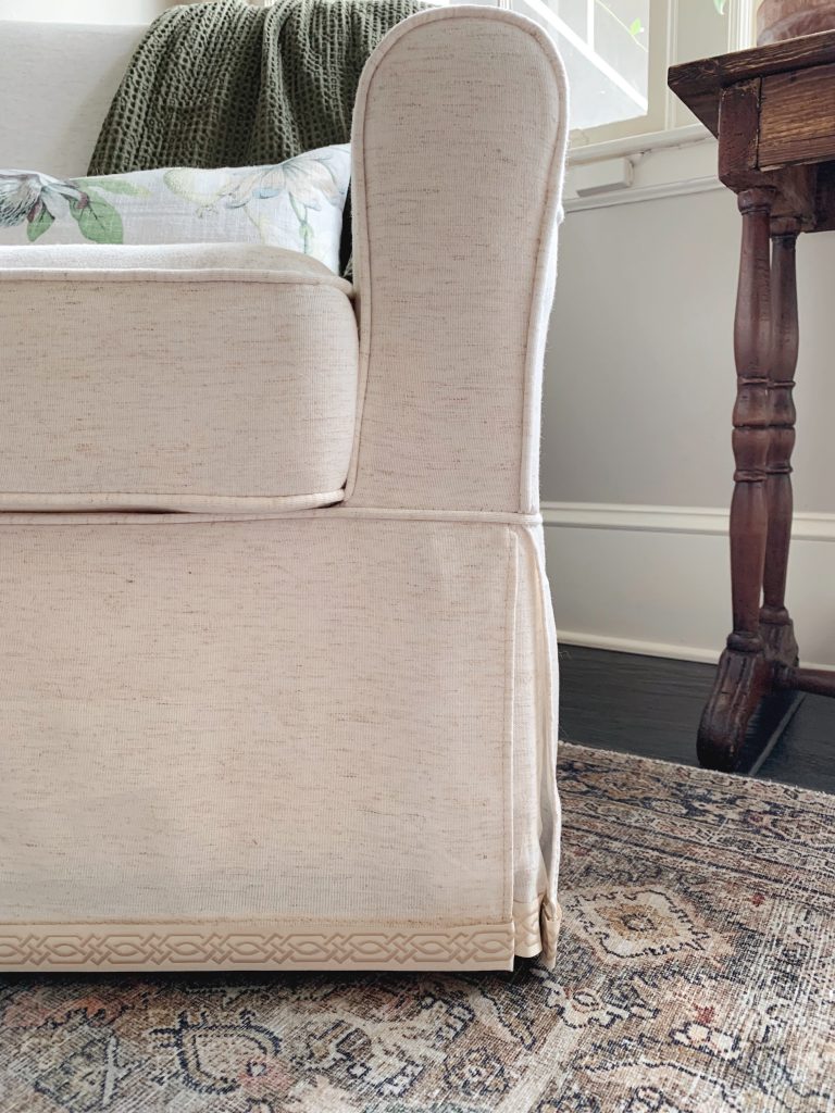 how to add ribbon trim to skirted furniture 